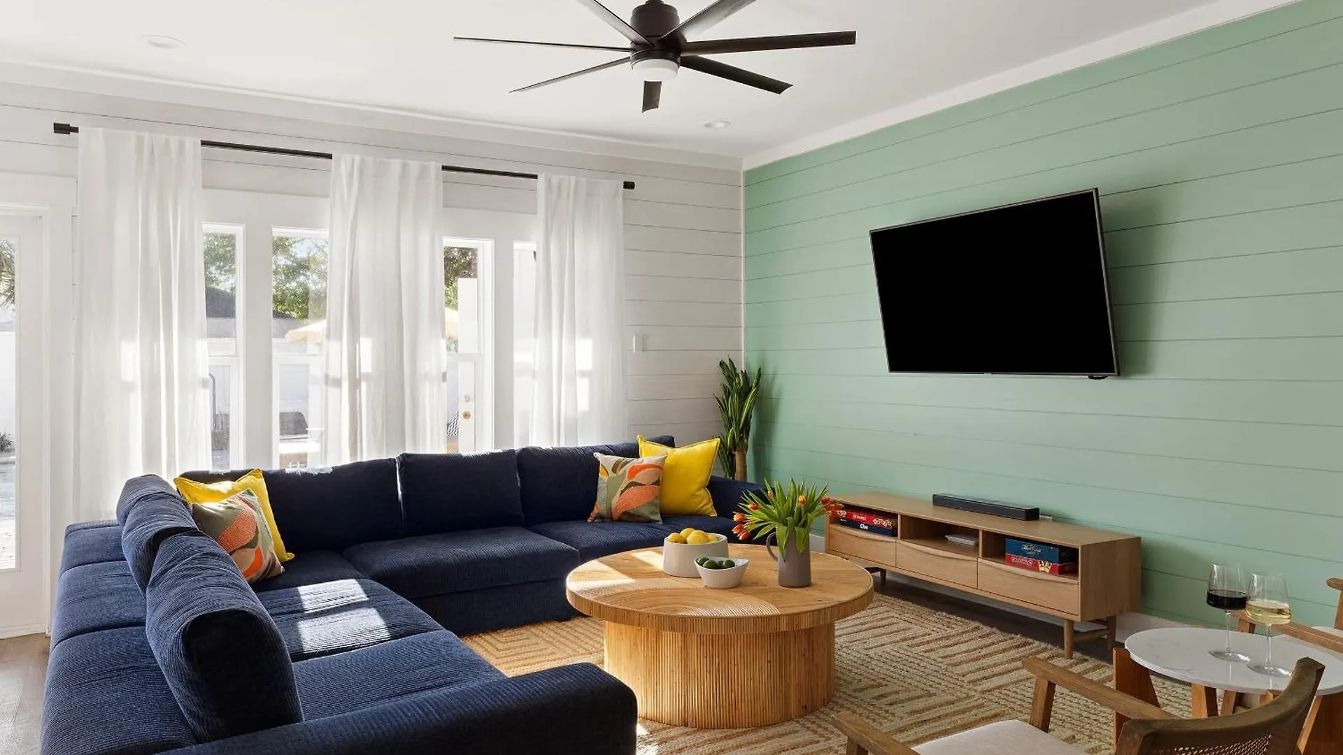 Bohemian Beach Retreat Fully Stocked Villa Near Beach W Pool Outdoor Dining Destin 0*,